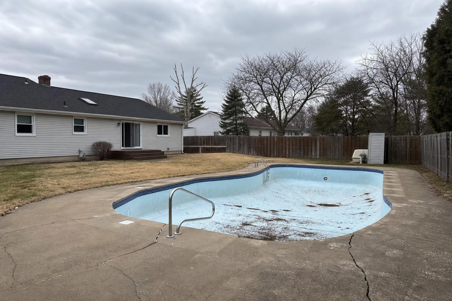 Backyard pool — original